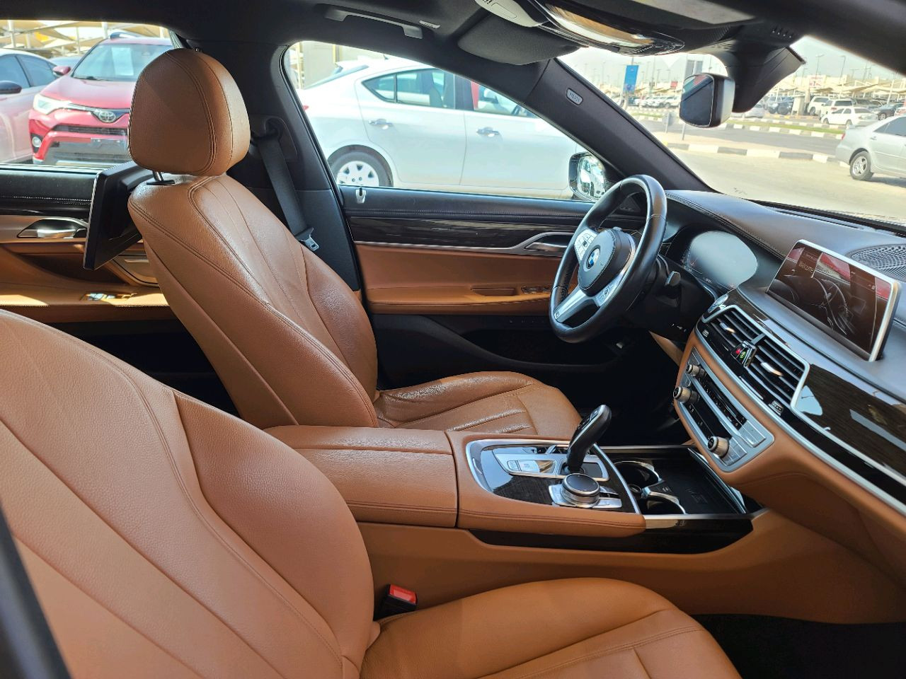 BMW 7-Series - Image 3