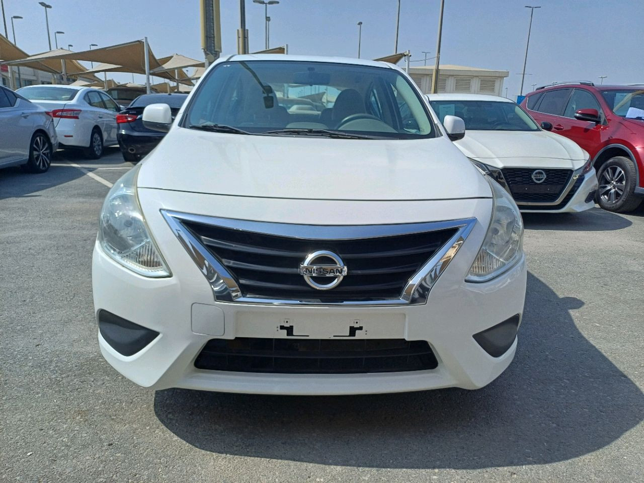 Nissan Sunny - Image 8