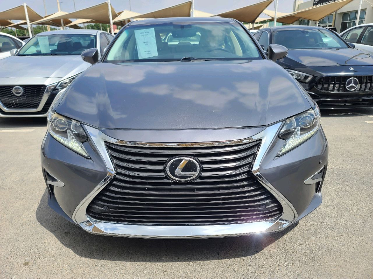 Lexus ES-Series - Image 13
