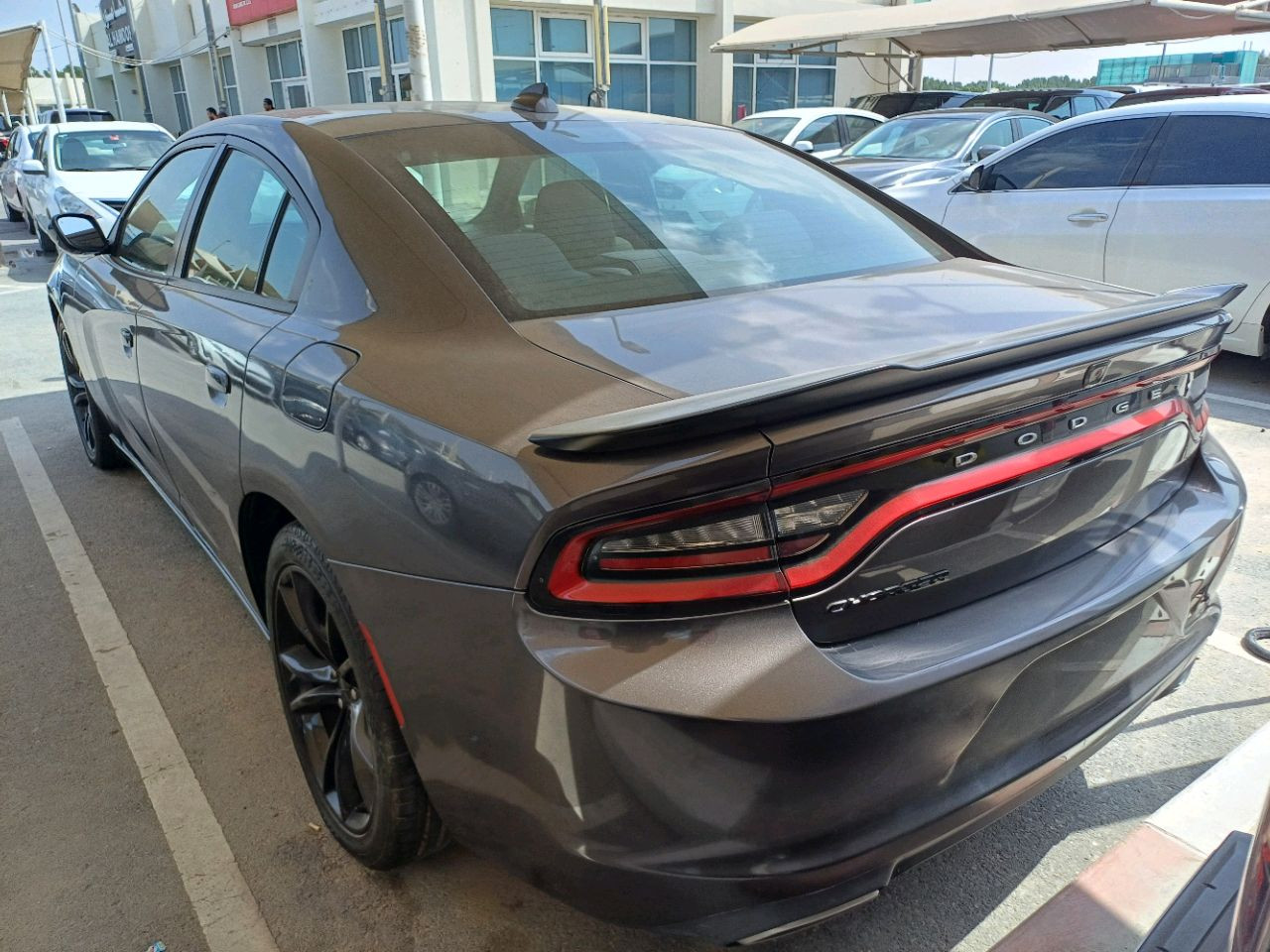Dodge Charger - Image 7