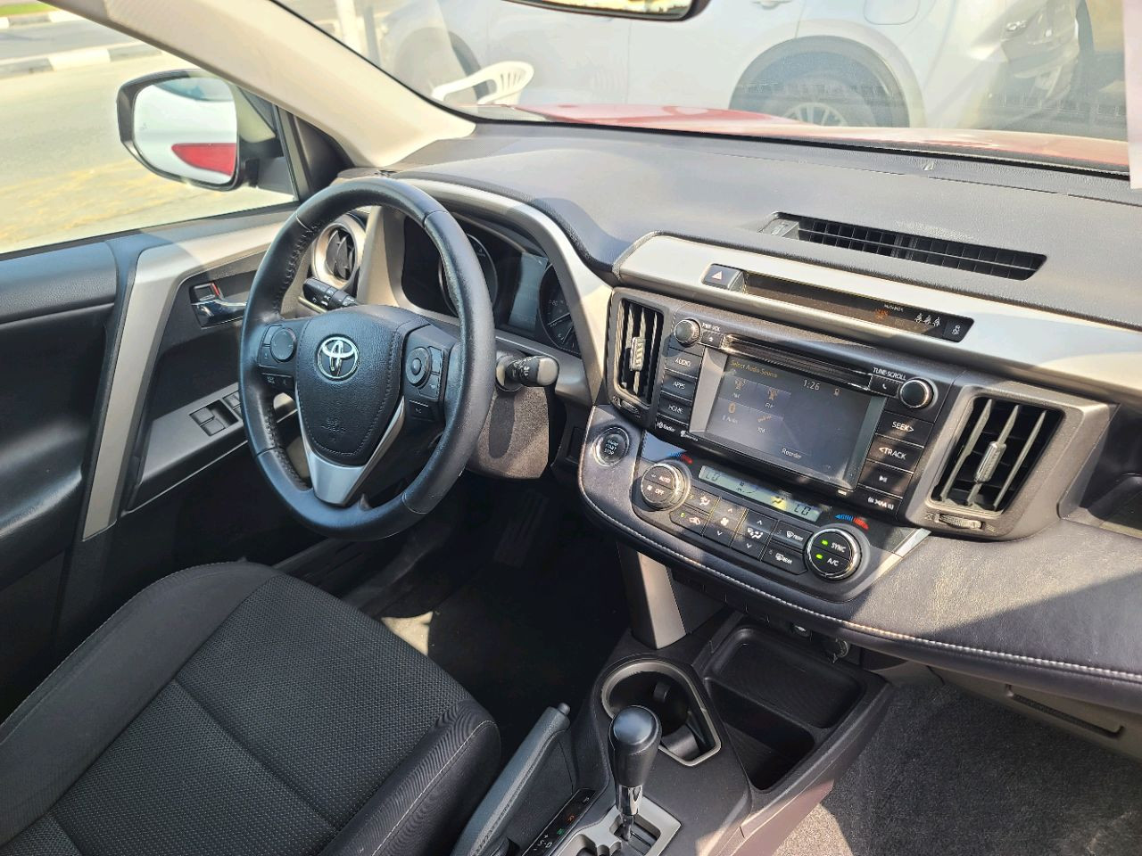 Toyota Rav 4 - Image 9