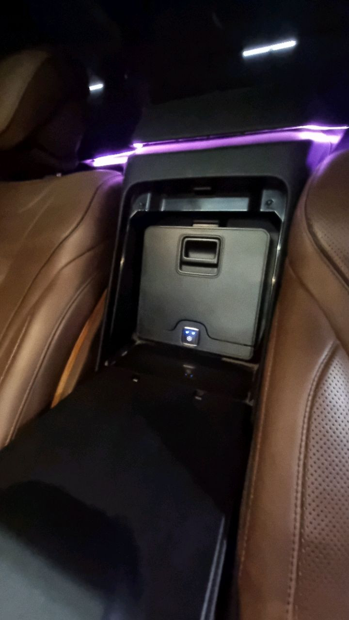 Mercedes Benz S-Class - Image 6