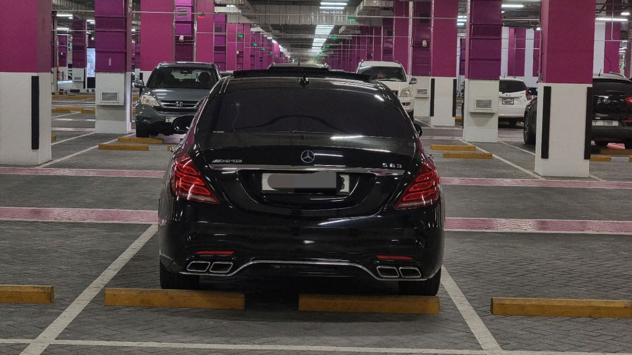 Mercedes Benz S-Class - Image 4